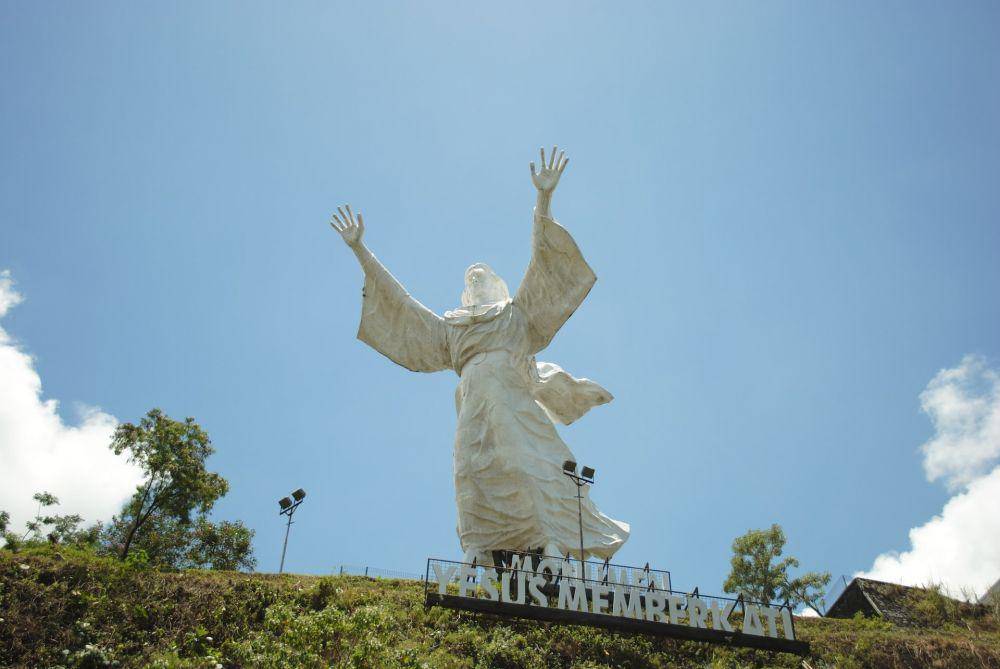 ilustrasi Kota Manado (unsplash.com/Sandip Roy)