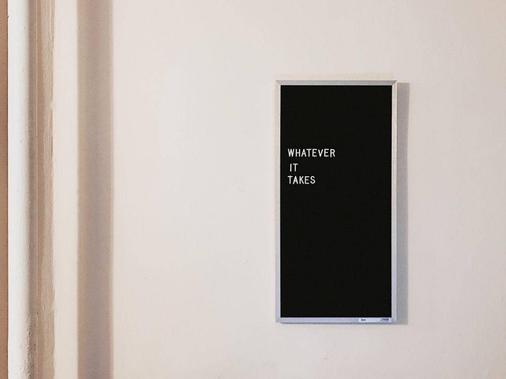ide dekorasi quotes (unsplash.com/jontyson)