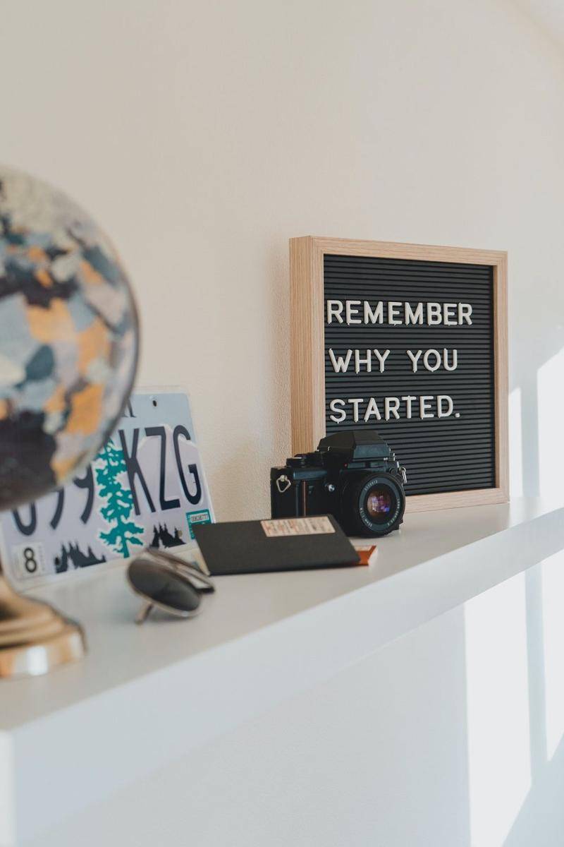 ide dekorasi quotes (unsplash.com/@cristofer)
