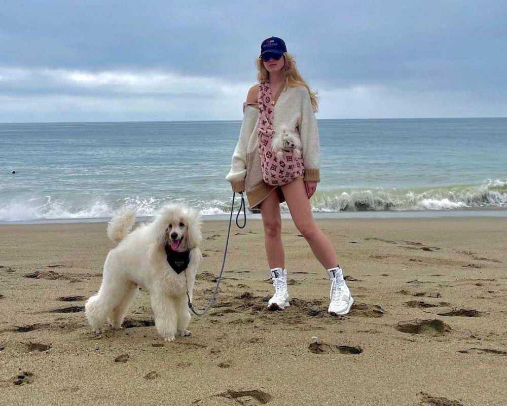 Kathryn Newton (Instagram.com/kathrynnewton)