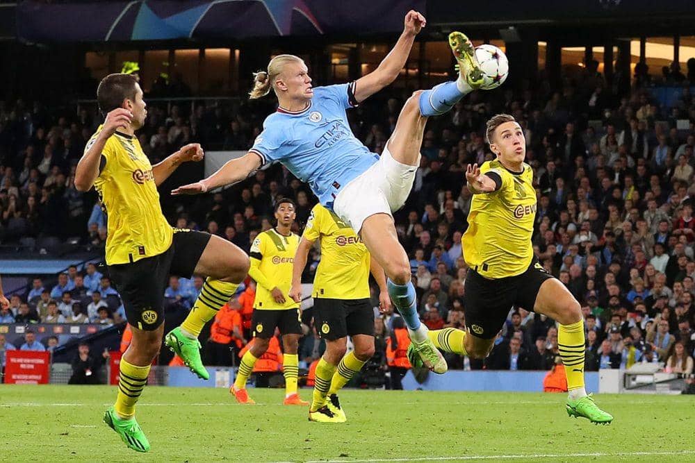Manchester City vs Borussia Dortmund. (mancitysquare.com)