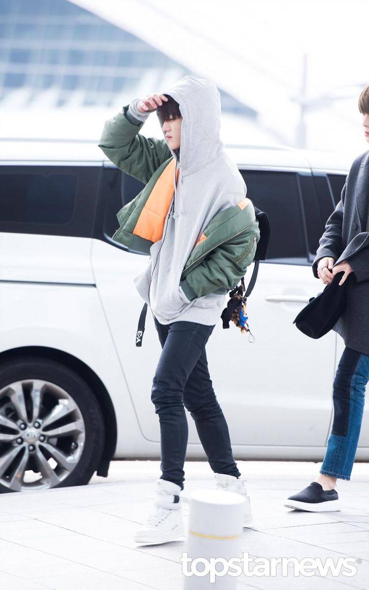 Taeyong NCT (topstarnews.net)