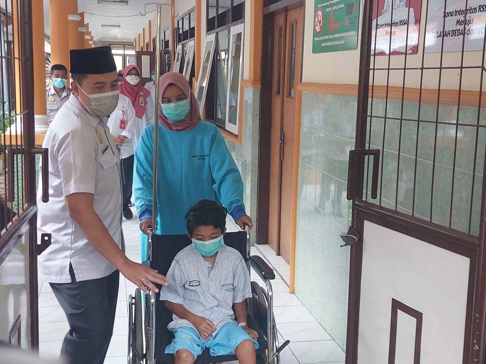 Kondisi Afrizal terus menunjukkan perkembangan positif dan diperbolehkan pulang. IDN Times/Alfi Ramadana