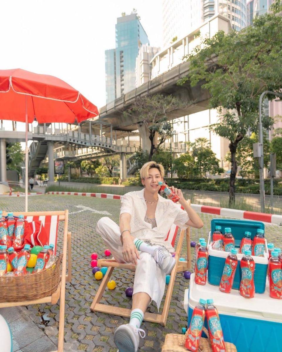 Boun Noppanut (instagram.com/bb0un)