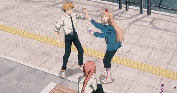 Denji dan Power bertengkar di depan Makima ( Dok. Mappa / Chainsaw Man )