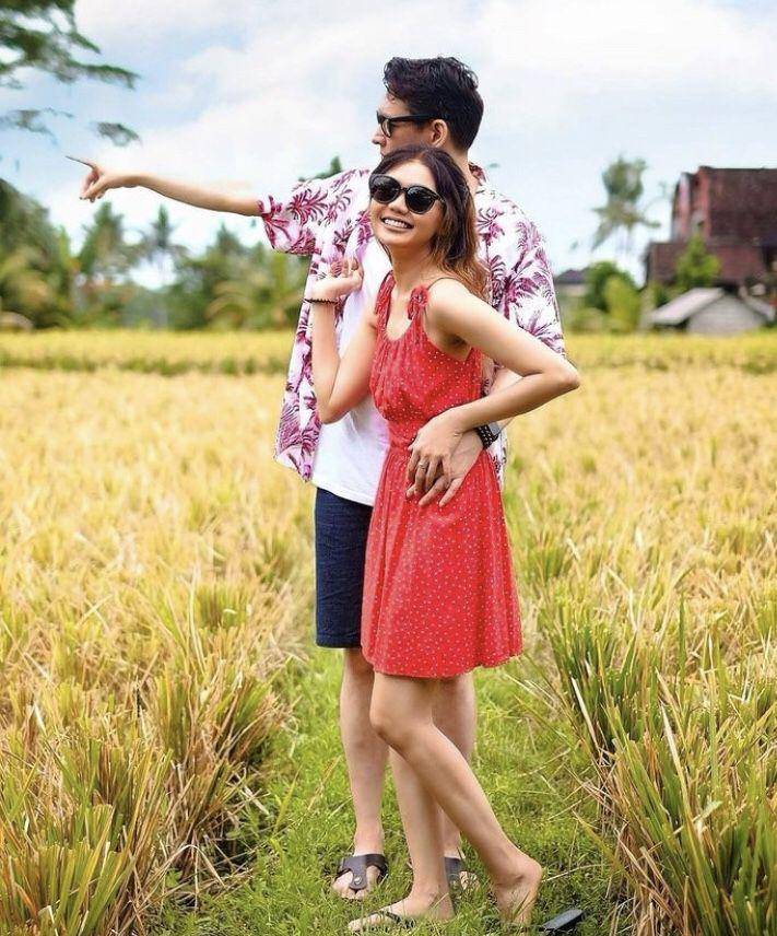 Rina nose bali (instagram.com/rinanose16)