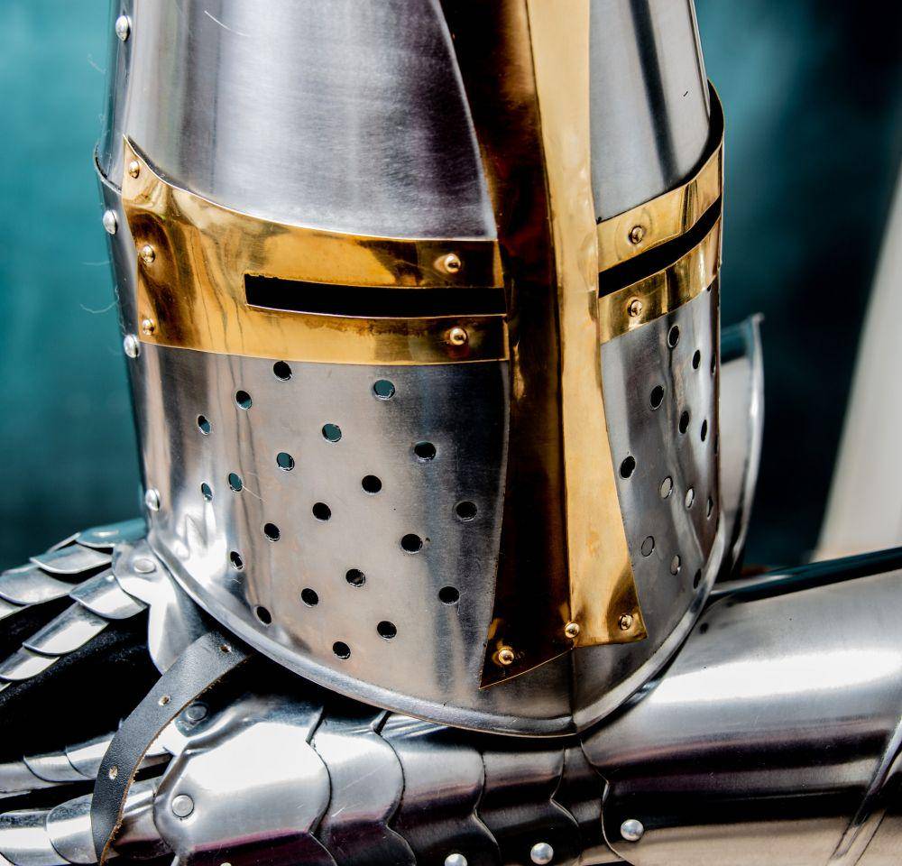ilustrasi topeng kesatria Templar (unsplash.com/Carlos Felipe Ramírez Mesa)