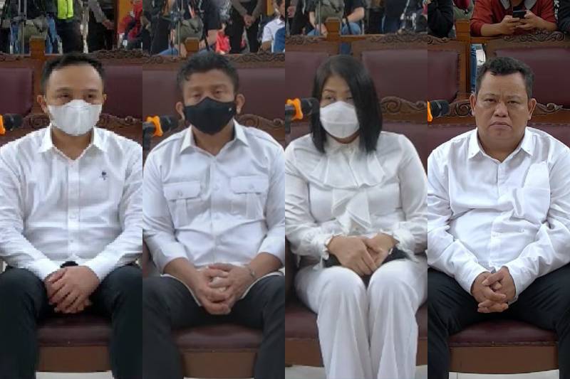 Terdakwa Ricky Rizal, Ferdy Sambo, Putri Candrawathi, dan Kuat Ma'ruf jalani sidang ketiga pada Rabu (26/10/2022). (youtube.com/PN Jakarta Selatan)