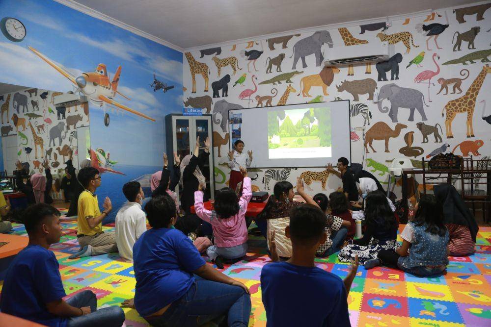 Rumah Anak Prestasi merupakan bentuk representasi kasih sayang Pemerintah Kota (Pemkot) Surabaya kepada anak-anak disabilitas di Kota Pahlawan. (Dok. Humas Pemkot Surabaya)
