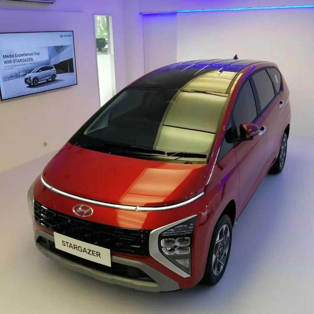 5 Komparasi Hyundai Stargazer Vs. Toyota Veloz, Mana yang Terbaik?