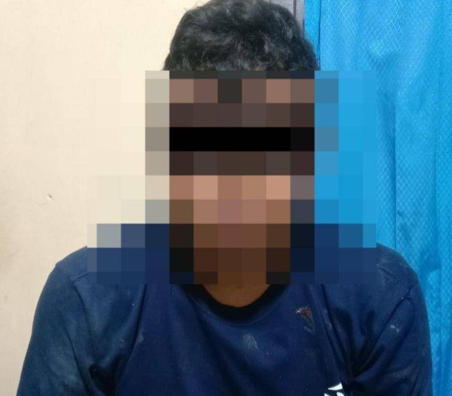 Pemuda berinisial HR (27) berstatus sebagai paman tega memperkosa keponakannya berulang kali. (Dok. Polres Way Kanan)