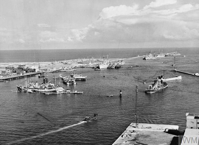 potret Terusan Suez di Port Said, Mesir (dok. Imperial War Museums)