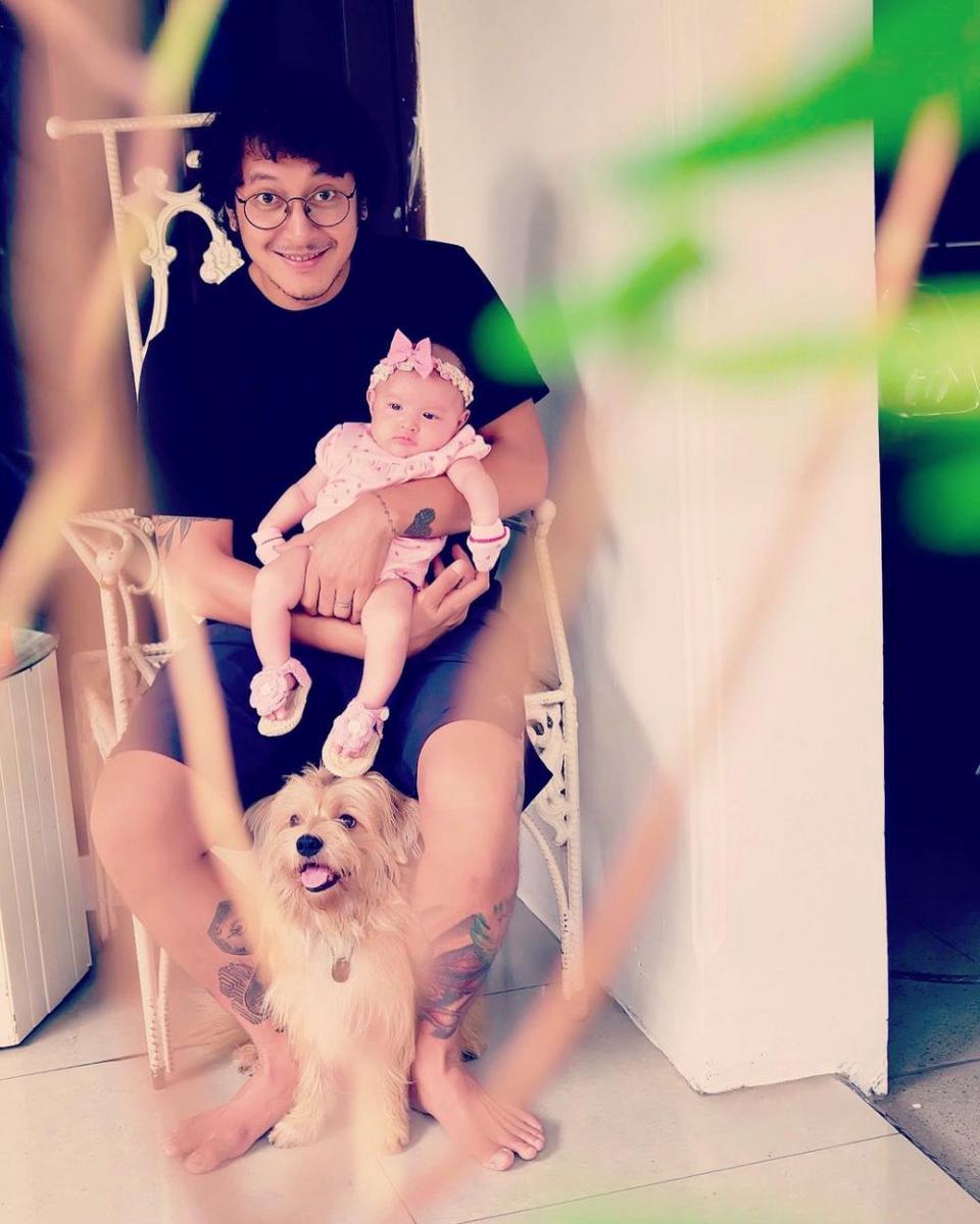 Dimas Anggara dan buah hati (instagram.com/nadinelist)