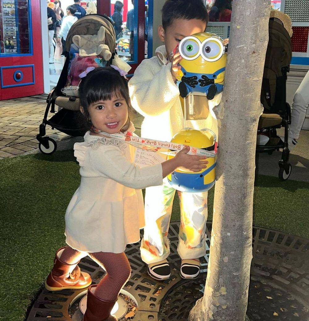 Xabiru dan Chava (instagram.com/rachelvennya)