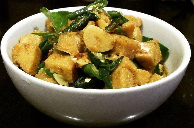 Resep Tumis Tempe Gembus Cabai Hijau, Lauk Makan yang Lezat