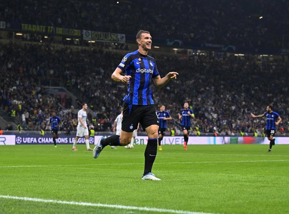 Edin Dzeko (uefa.com)