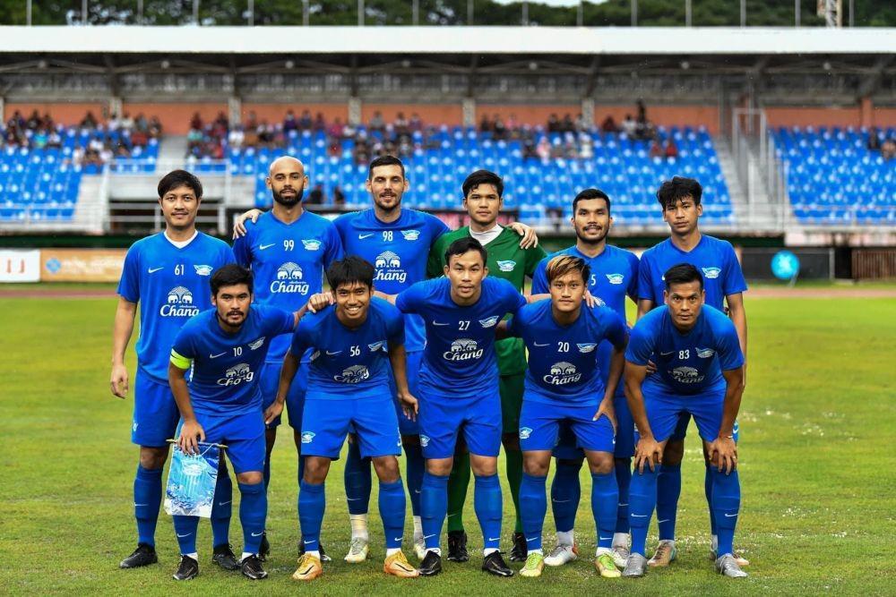 Kiper Thailand U-23 Mabuk, Tabrak Pejalan Kaki Hingga Tewas
