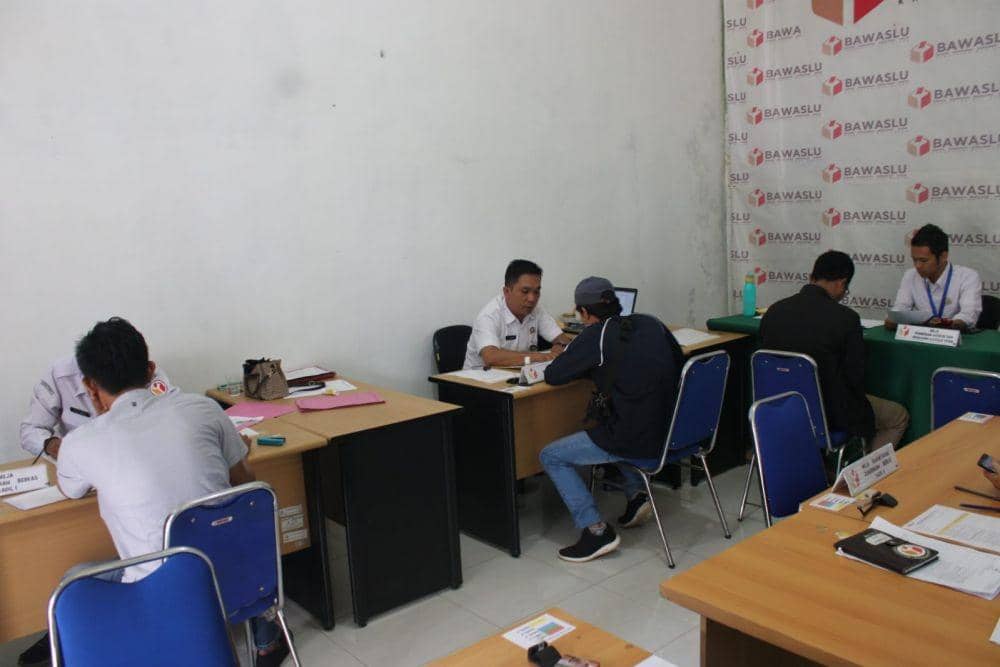 Proses pendaftaran Panwascam di Bawaslu Way Kanan. (Dok. Bawaslu Way Kanan)