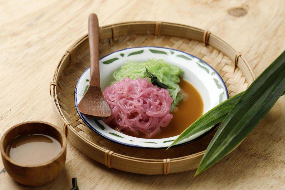 Putu Mayang (vecteezy.com/Ika Dapurhangus)