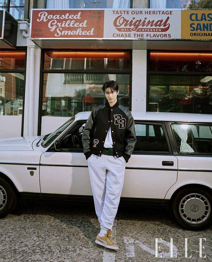 ootd Byeon Woo Seok (instagram.com/ellekorea)