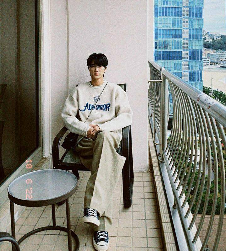 ootd Byeon Woo Seok (instagram.com/byeonwooseok)
