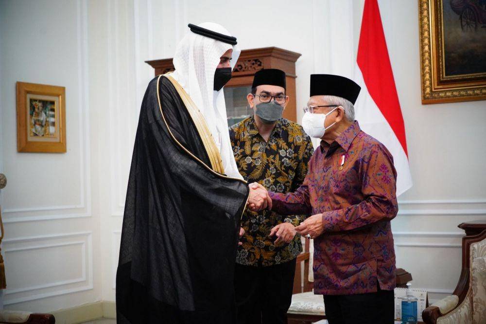 Wakil Presiden (Wapres), Ma'ruf Amin bertemu dengan Menteri Haji dan Umrah Arab Saudi Tawfiq Fawzan Muhammed Alrabiah (dok. Sekretariat Wapres)