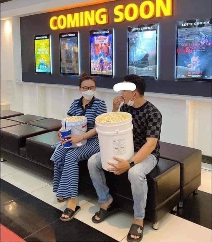 beli popcorn kocak (facebook.com/lottedonghoi)