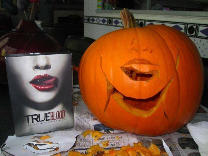 produk Halloween gagal (reddit.com/showswithbite)