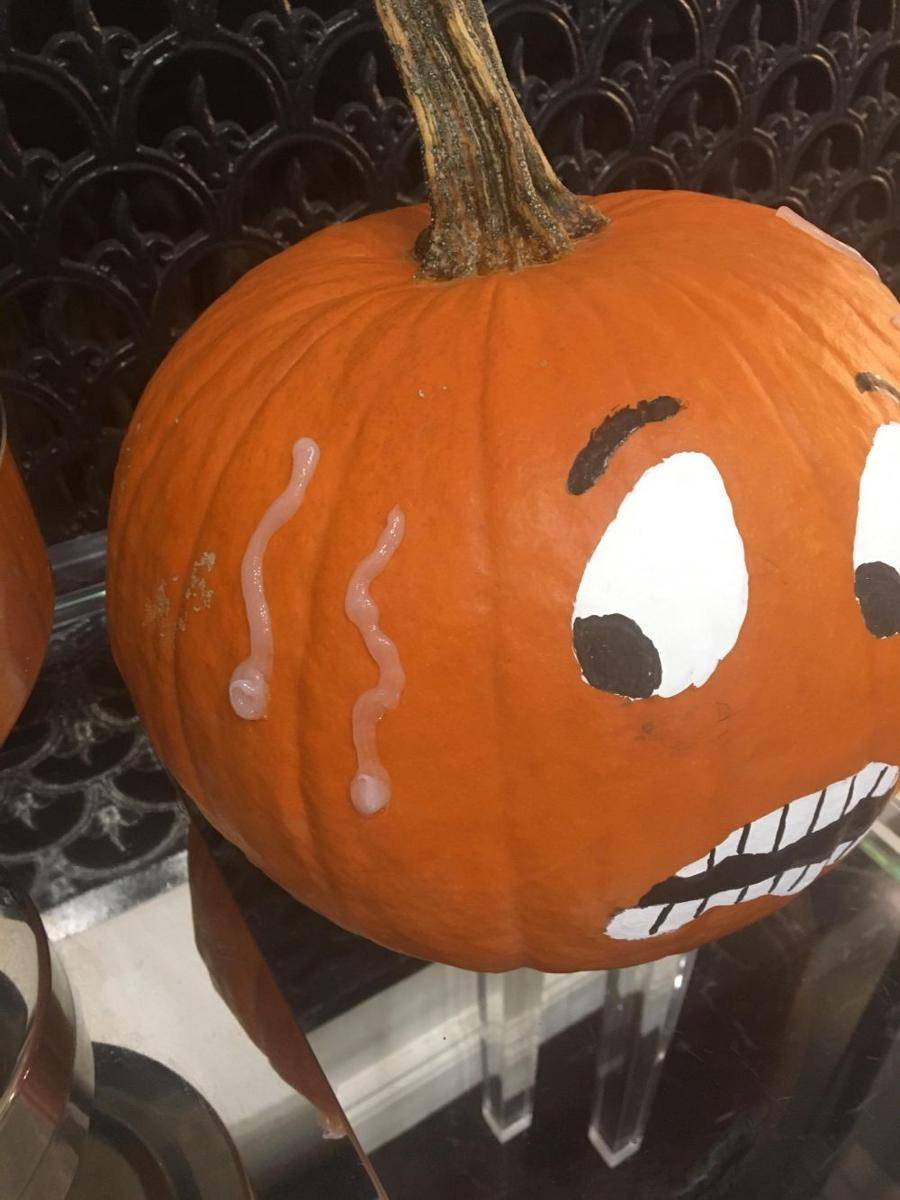 produk Halloween gagal (reddit.com/haneke_)