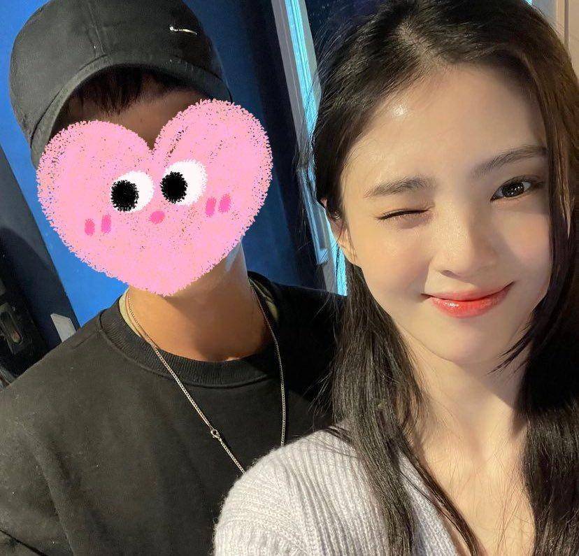 potret Han So Hee jadi pekerja part time (twitter.com/only_hansohee)