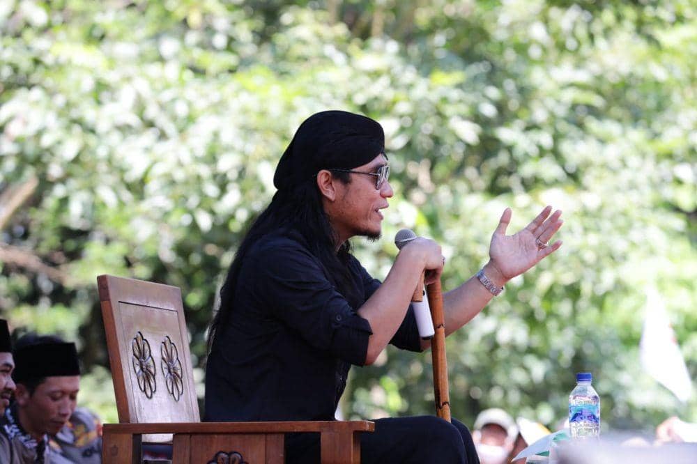 Miftah saat berceramah di Gunung Tidar. (IDN Times/bt)
