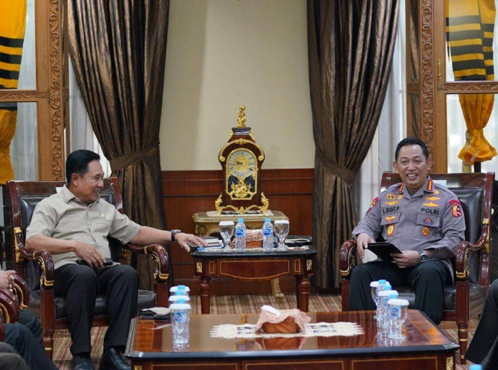 Tito dan Idham Absen Pertemuan Eks Kapolri, Kompolnas: Beliau Sibuk
