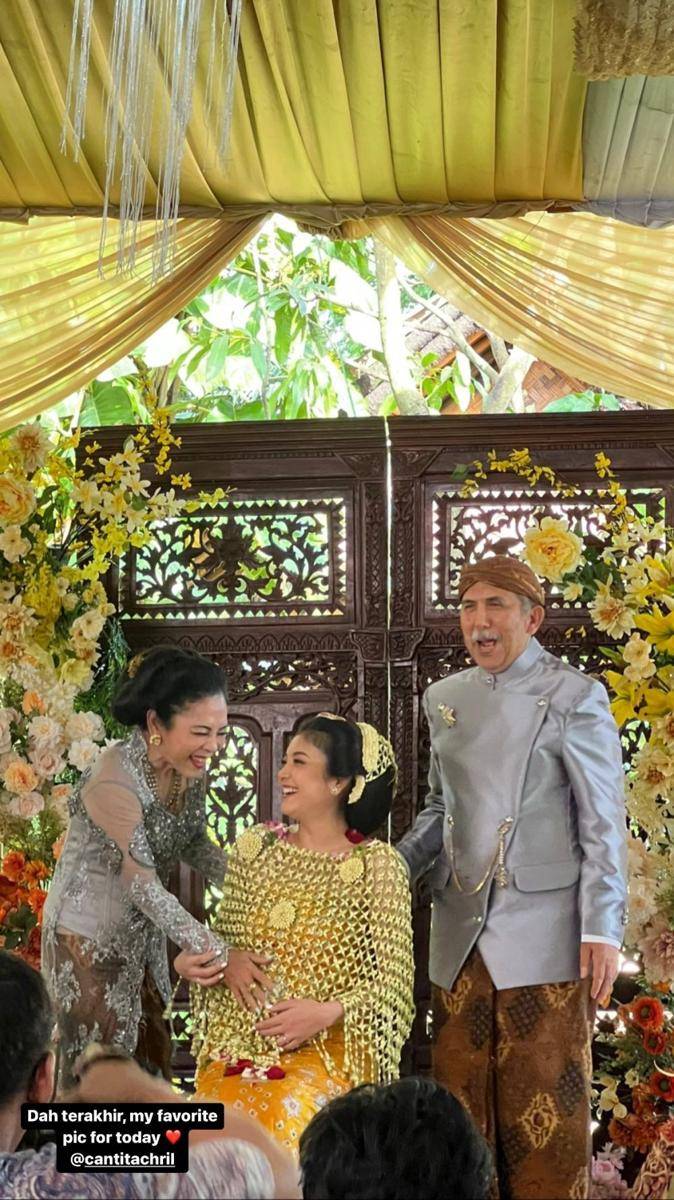 Adipati Dolken dan Canti Tachril (Instagram.com/faranita/)