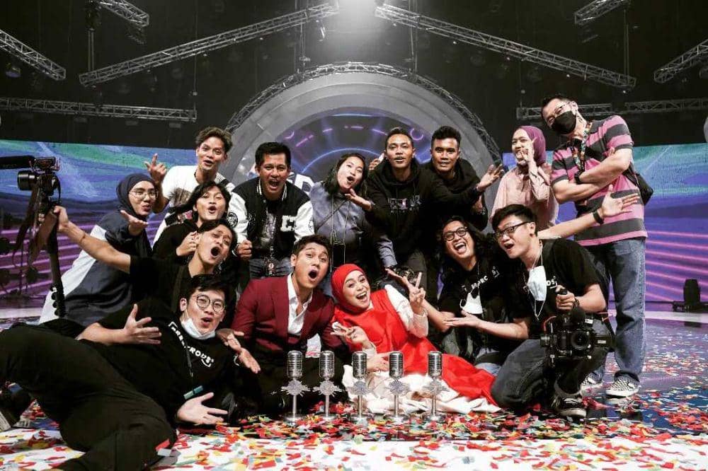 Tim Leslar Entertainment (instagram.com/bagasgarnita)