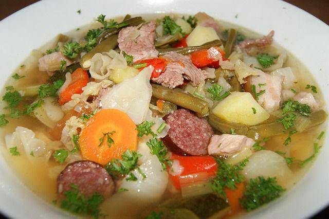 Ilustrasi sayur sup (pixabay.com/aranha)