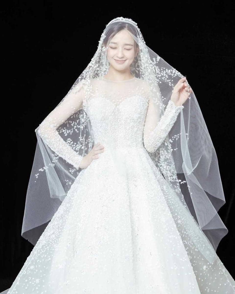 Son Yeon Jae (instagram.com/yeonjae_son)
