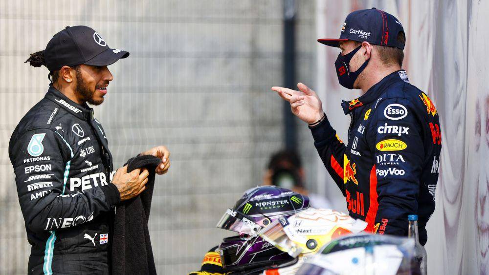 Lewis Hamilton dan Max Verstappen (formula1.com)