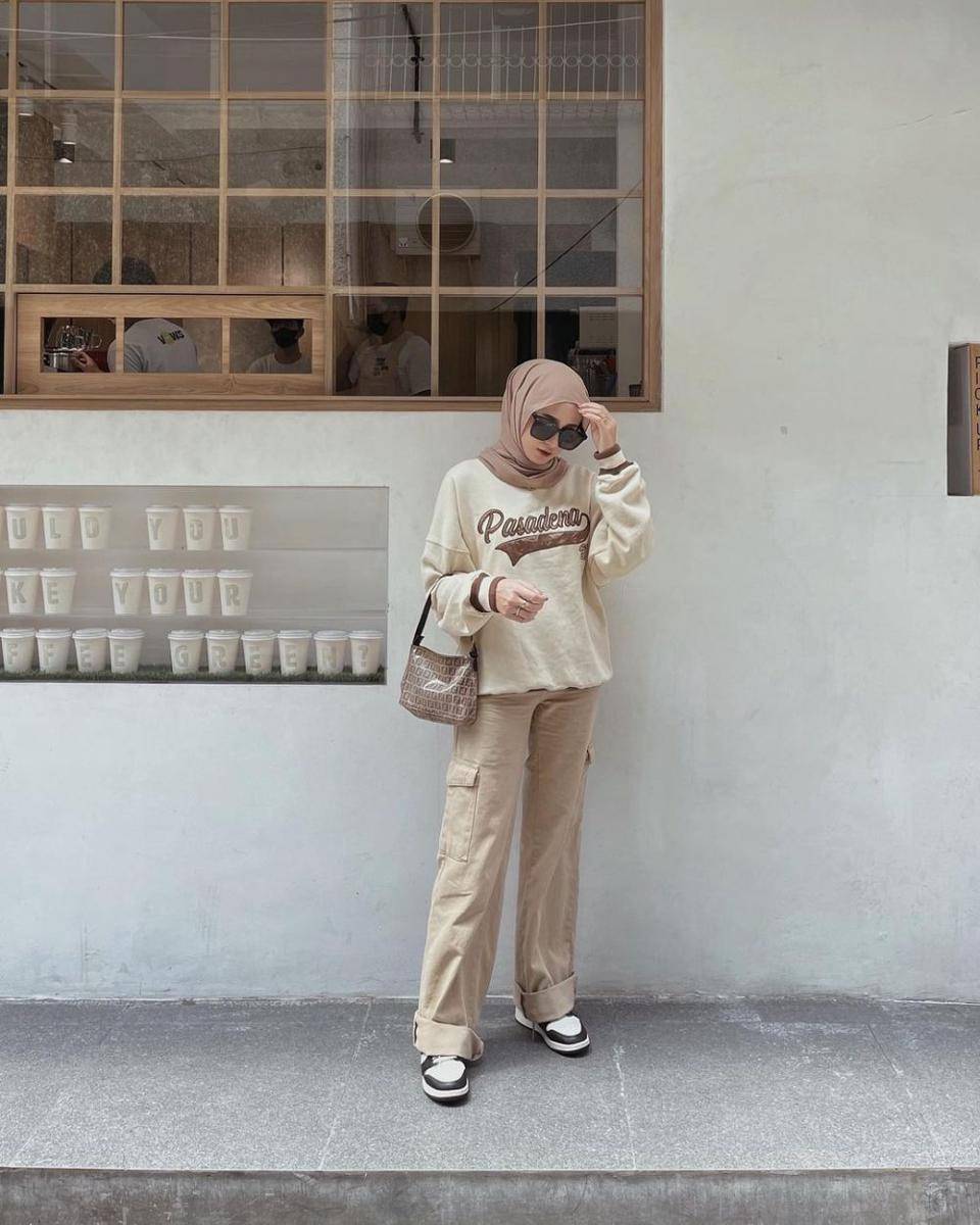 ide OOTD warna cokelat (instagram.com/helminursifah)