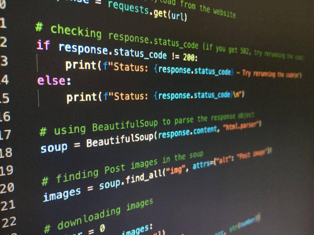 ilustrasi kode python (unsplash.com/@artturijalli)