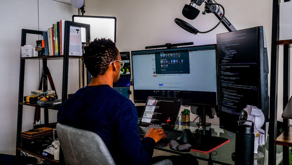 5 Alasan Mengapa Python Jadi Bahasa Pemrograman Terpopuler
