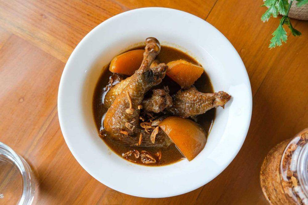 Ilustrasi malbi ayam khas Palembang (asianfoodnetwork.com)