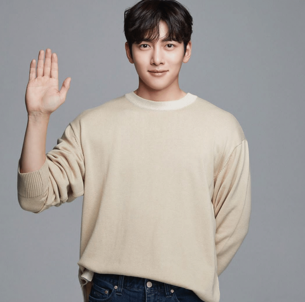 Ji Chang Wook (instagram.com/jichangwook)