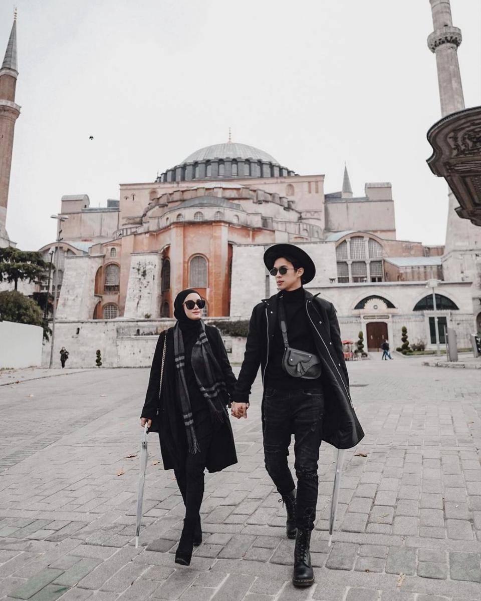 Rey Mbayang dan Dinda Hauw (instagram.com/rey_mbayang)