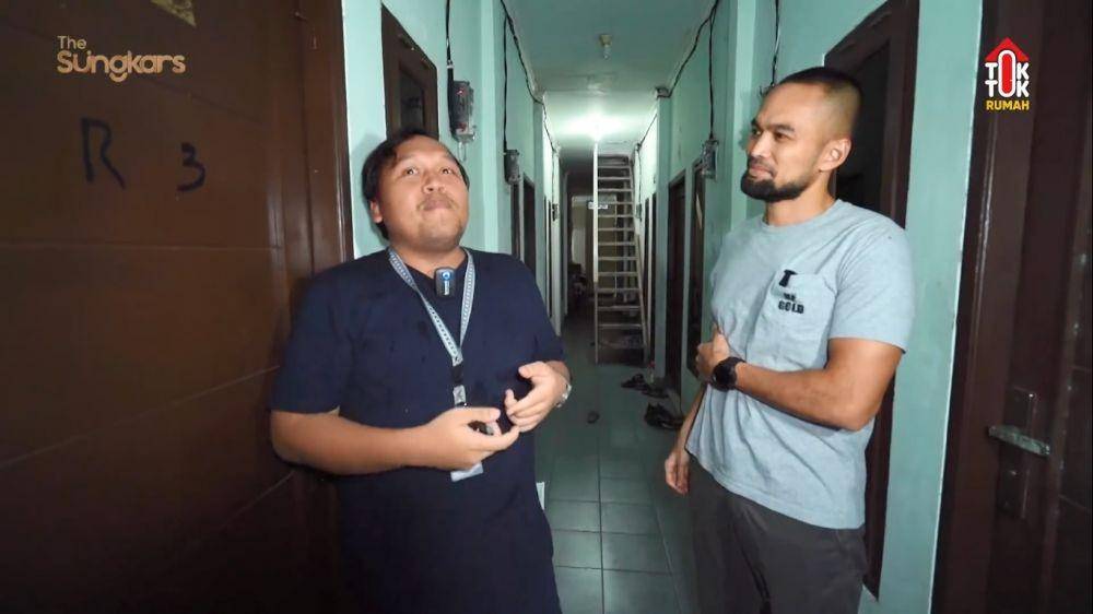 Teuku WIsnu sidak kosan karyawan (youtube.com/thesungkarsfamily)