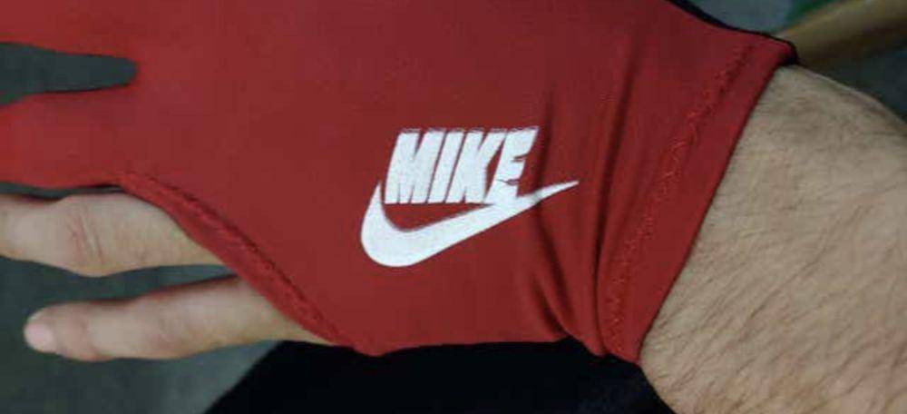 potret Nike versi barang KW (reddit.com/Mikerruu)