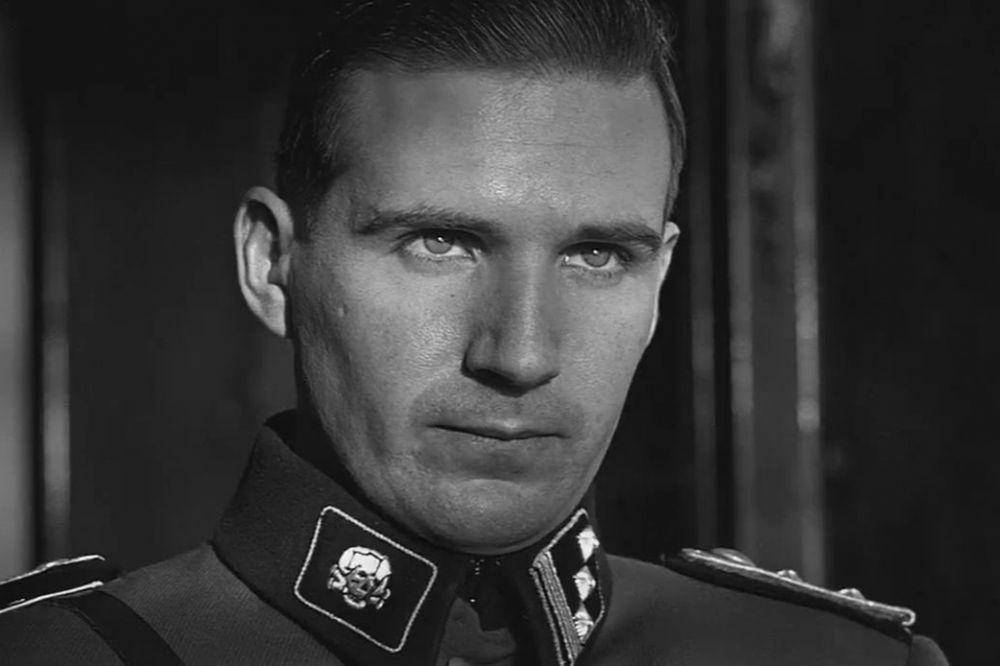 Ralph Fiennes dalam film Schindler's List (dok. Amblin Entertainment/Schindler's List)
