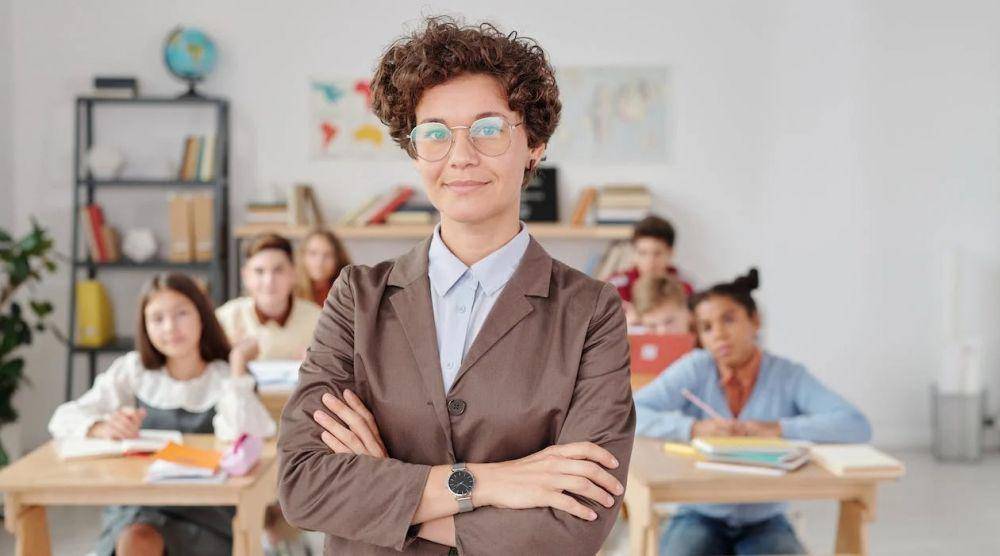 6 Tanda yang Menunjukkan Kalau Kamu Guru Idaman bagi Setiap Siswa