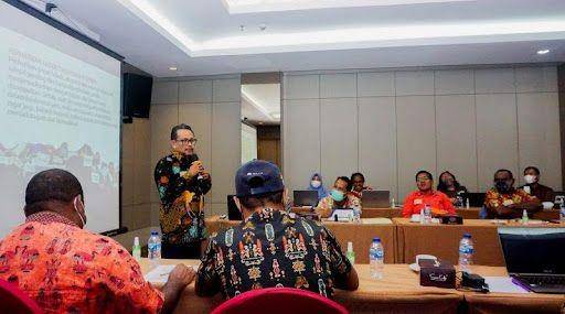Pelatihan Media Handling untuk Humas dan Sekber PROSPPEK Otsus (Dok. Kemenkominfo)