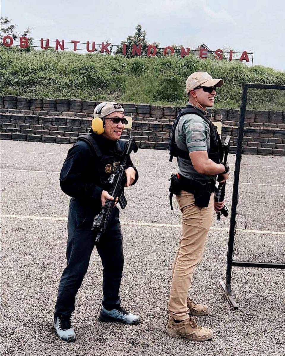 potret Fardhan Khan latihan menembak (instagram.com/fardhankhan)
