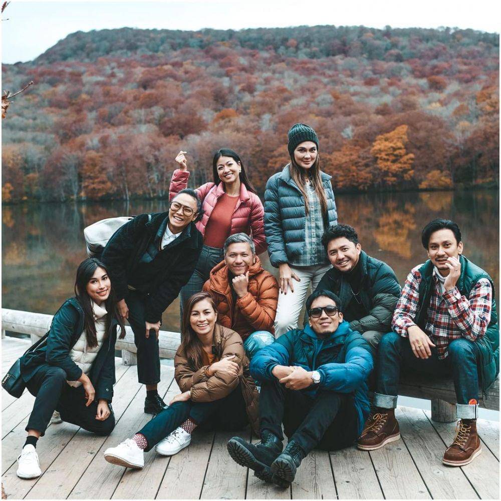 potret empat member The Prediksi di Jepang (instagram.com/gadiiing)